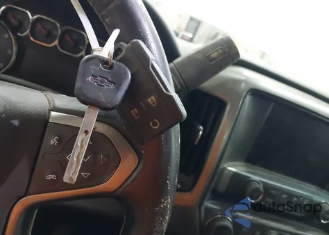 2018 Chevrolet Silverado 1500 1Lt from USA, damaged, VIN 1GCVKREC1JZ231896